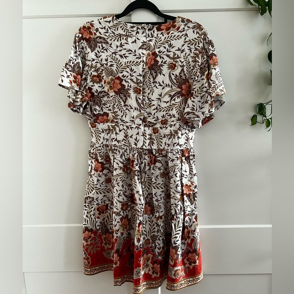 Iris V-Neck Mini Dress with Red and Brown Floral Design - Picture 2 of 3